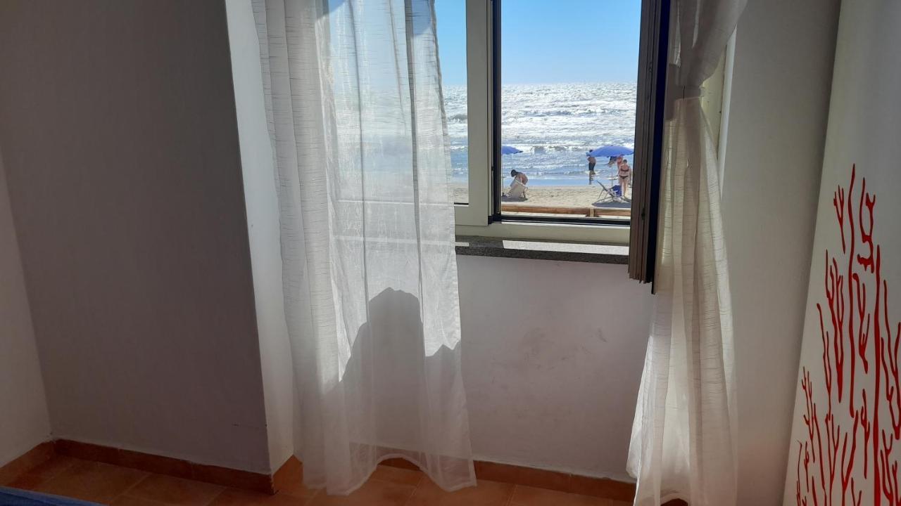 Rocky & Lia Villa Баколи Екстериор снимка