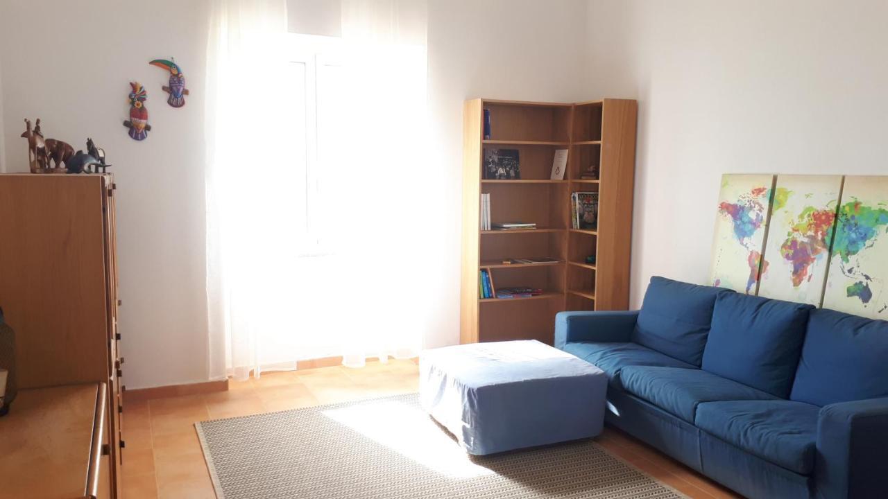 Rocky & Lia Villa Баколи Екстериор снимка